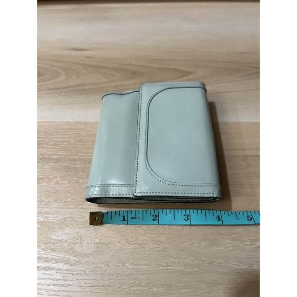 Gucci Patent Leather‎ Compact Wallet Jackie Closure Silver Hardware Light Mint - Picture 13 of 16